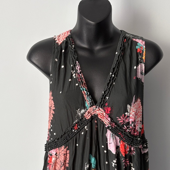 Free People Floral Blouse - Picture 4 of 11